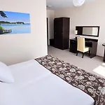ホテル Santa Monica 3*