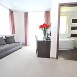 Santa Monica ホテル 3*
