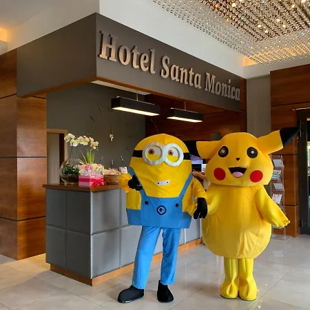 Santa Monica 3* Mikołajki