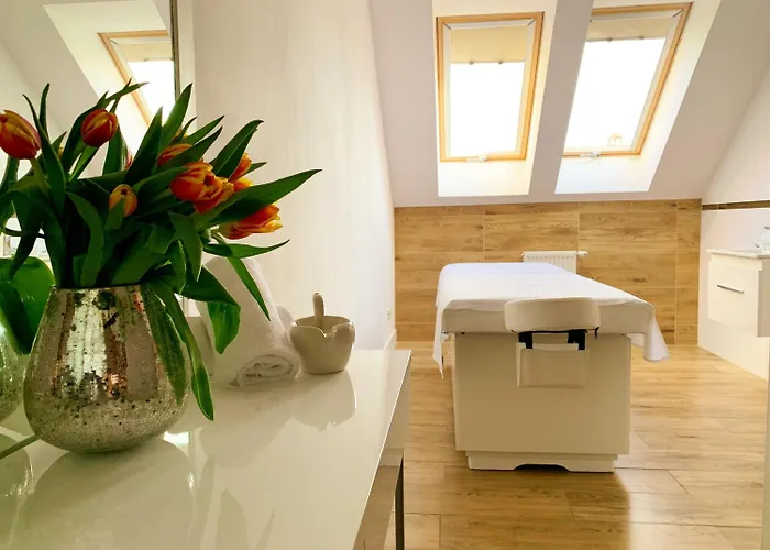 Santa Monica Hotel 3*