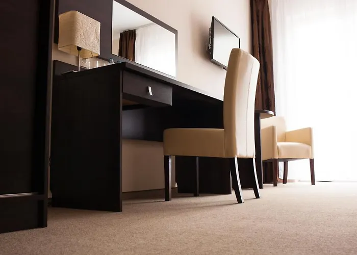 Santa Monica Hotel 3*